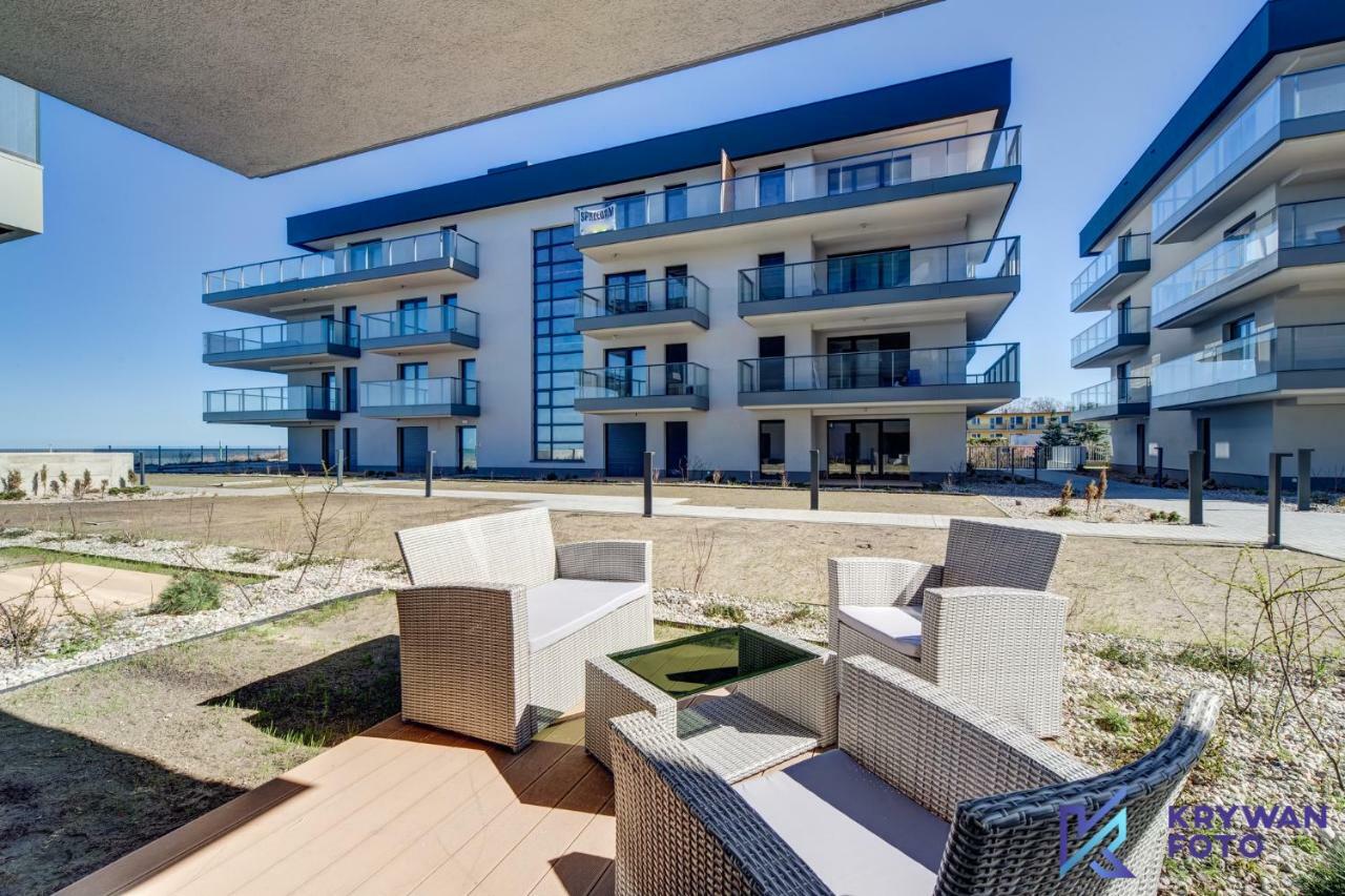 Gardenia Sea Side Topaz 6